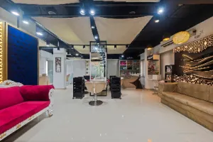 Ashtamudi Wellness Bridal Makeup and Beauty Salon in Nandavanam