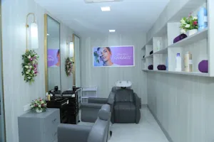 Naturals Signature Salon