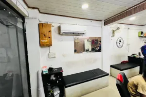 New Gaucci Gents Beauty Parlour