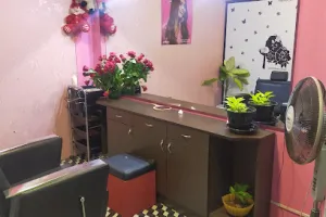 Rose’s Castle Beauty Care &amp;bridal Studio