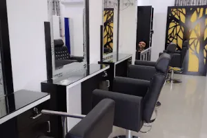 Ash Beauty Parlour