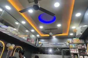 RAMS DELEX SELOON