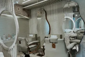 Christalin Mirrors - Unisex Salon