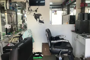 Manu's Mens Saloon