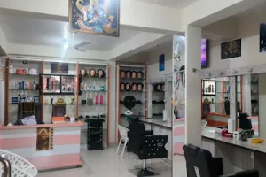 Deepa makeup and Beauty salon