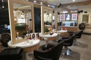 Play Salon Sarjapura