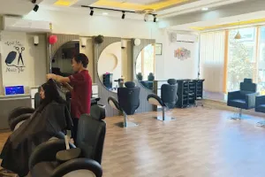 Amika Salon