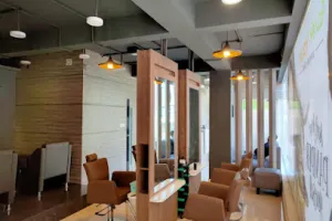 Ever Youth Unisex Salon