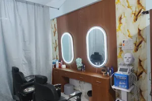 Mariya Beauty Studio