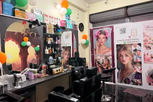 Sakhi beauty parlour