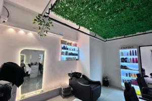 EMPIRE UNISEX FAMILY SALON AND SPA