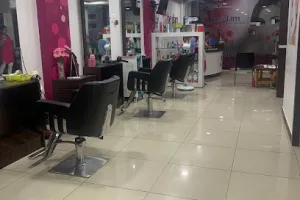 Be Glam