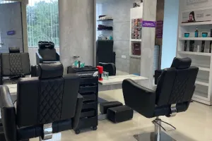 Naturals Unisex salon