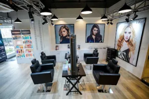 GloMe Salon