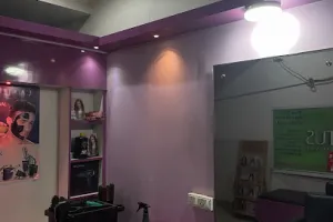 Loreal colours unisex salon 3rd branch