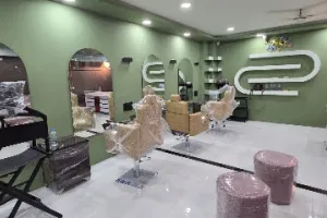 Al Manhal Makeup studio &amp; luxury salon