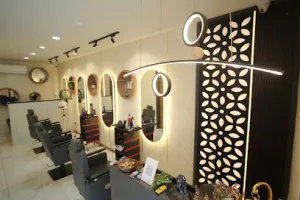 Hairspray Unisex(Professional) Salon Bejai