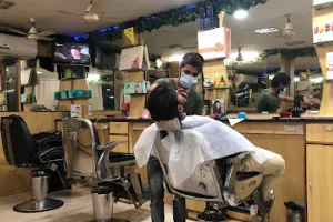 H Star professional family salon