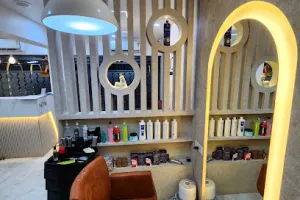 Noir unisex Salon Mangalore