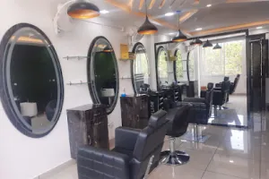 Scissors hair &amp; beauty salon