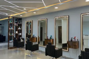 JK Loreal Unisex Salon