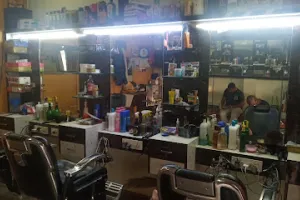 New Trend Men's Hair Salon