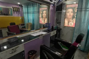 Saanidhya Beauty Parlour