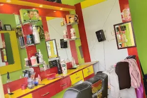 Ravi Mens Saloon