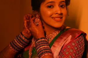 Priya Beauty Parlour