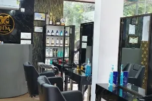 The Hair Master Unisex Salon