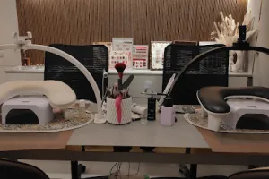 Aatvi nail art studio