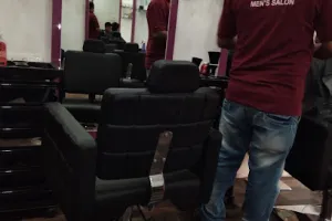Trendy A/C Men's Salon