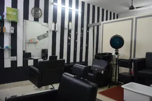 Impress beauty nail &amp; makeup studio