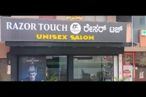 Razor Touch Unisex Salon &amp; Spa