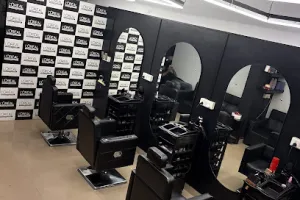 The Cosmos unisex salon