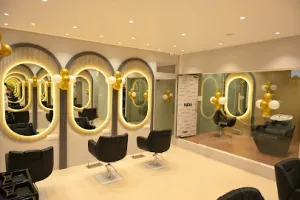 Essensuals by Toni&amp;Guy
