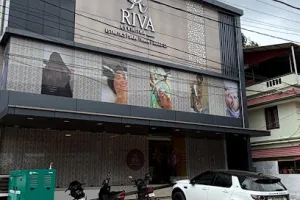 Riva family salon