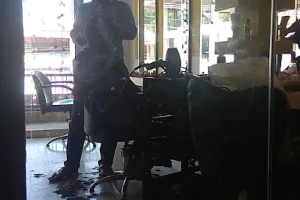 U &amp; ME salon &amp; spa