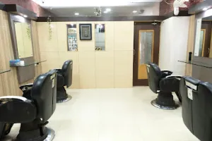 Adonis Beauty Parlour