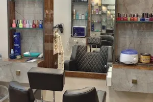 Capillus beauty studio