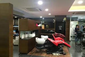 Makeover v 2.0 Hair . Makeup . Beauty . Salon