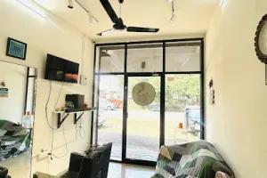 Royal Touch Beauty Parlour/Salon