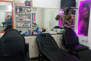 Violet Beauty Salon