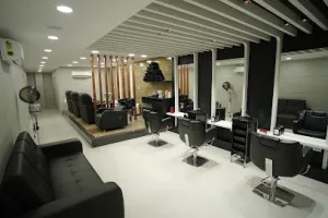 Alkemie Signature Family Salon | Changanacherry