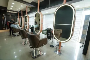 Belleza Unisex Salon Kurishumoodu