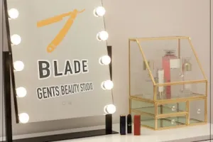 BLADE GENTS BEAUTY STUDIO (BLADESALOONINDIA)