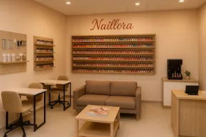 NailloraNails