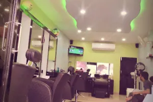 Mens Salon
