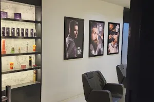 Mens Club Salon