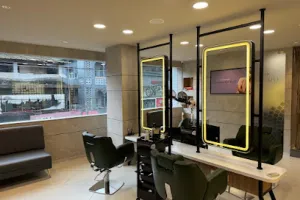 Naturals Salon